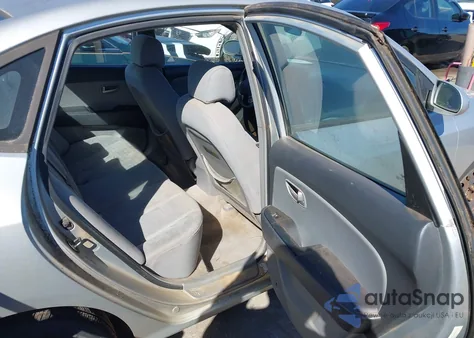 2007 Hyundai Elantra z USA, uszkodzony, nr VIN KMHDU46D67U151026